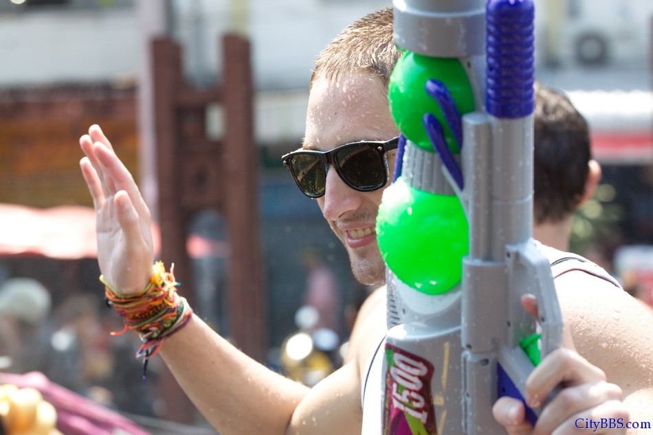 Chiangmai_Songkran_054.jpg