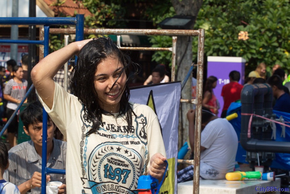 Chiangmai_Songkran_182.jpg
