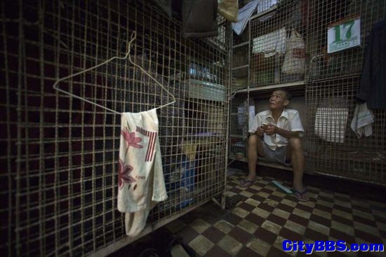 盘点世界各地蜗居 2平米的"笼屋"居然能住人