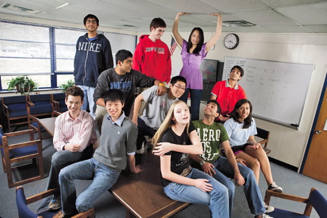  TJHSST 2021 届的毕业生，并在 2020 年 9 月 10 日获得美国优秀学生奖（National Merit awards） ...