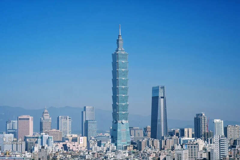 （台北）101是当年所有的陆客来台湾几乎是首选