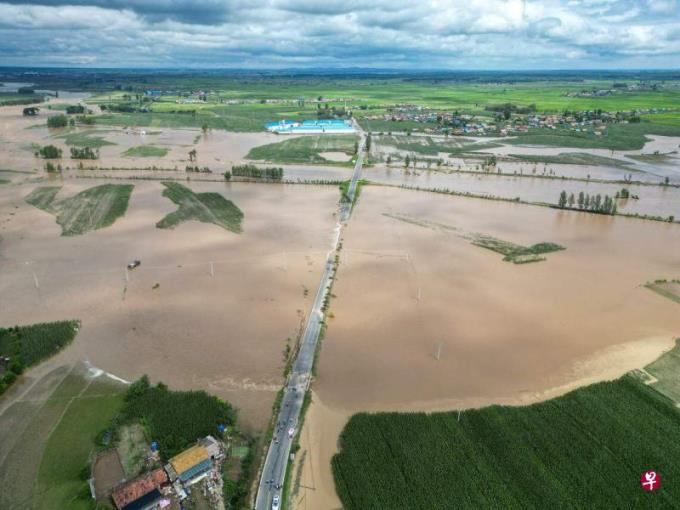 暴雨连续袭击中国京津冀和东北地区