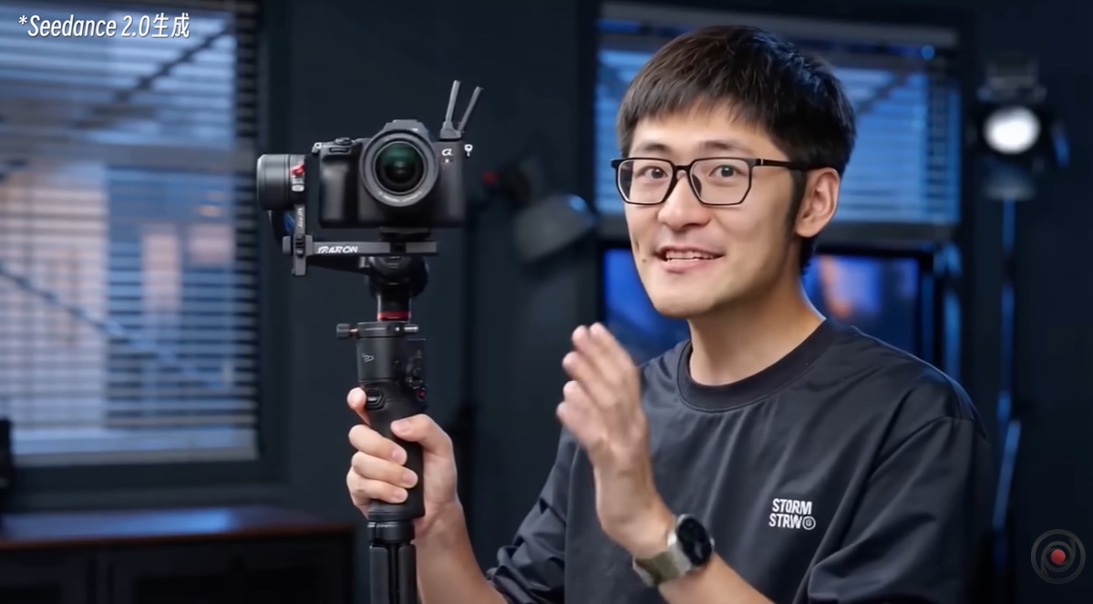 Seedance 2.0通过潘天鸿照片生成的视频中，自动配上他本人的声音